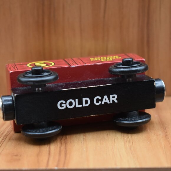 Gold Car Sodor Mining Co. Thomas & Friends Wooden Railway Series Trains Magnetic - Picture 7 of 7
